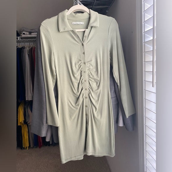 Beautiful- stylish Abercrombie dress - Picture 3 of 5